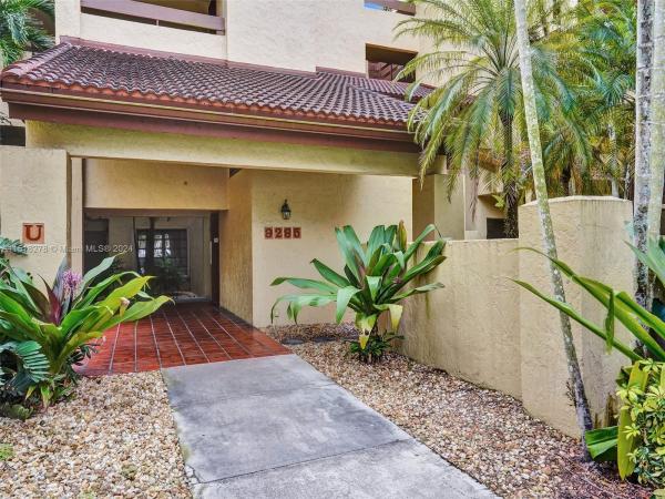 Kenland Pointe, 9285 SW 125th Ave #201, The Crossings, Florida 33186, image 3