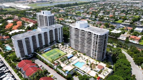 Harborside At The Waterways, 3640 Yacht Club Dr #706, Aventura, Florida 33180, image 3
