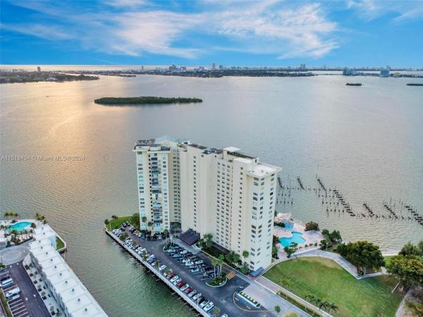 The Jockey Club, 11111 Biscayne Blvd #10B, North Miami, Florida 33181, image 3