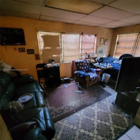 North Miami Estates, 1380 NW 39th St, Miami, Florida 33142, image 3