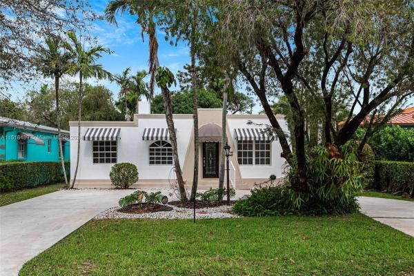 Cinema Park Country Club Estates, 327 Falcon Ave, Miami Springs, Florida 33166, image 1