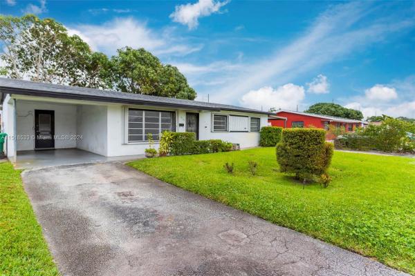 Lake Stevens Estates At Carol City, 5355 NW 182nd St, Miami Gardens, Florida 33055, image 3