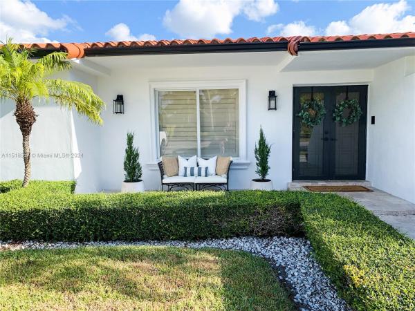 Tamiami No HOA, 12741 SW 34th St, Tamiami, Florida 33175, image 1