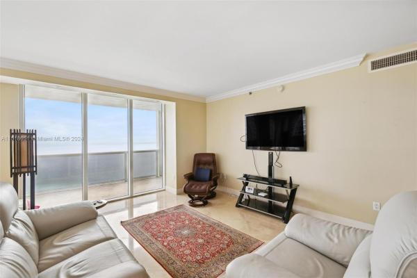Beach Club 3, 1800 S Ocean Dr #2201, Hallandale Beach, Florida 33009, image 2
