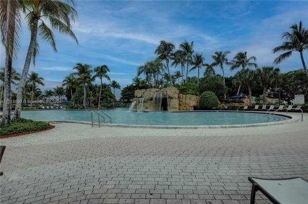 Captiva At Doral Isles, 10710 NW 66th St #110, Doral, Florida 33178, image 1