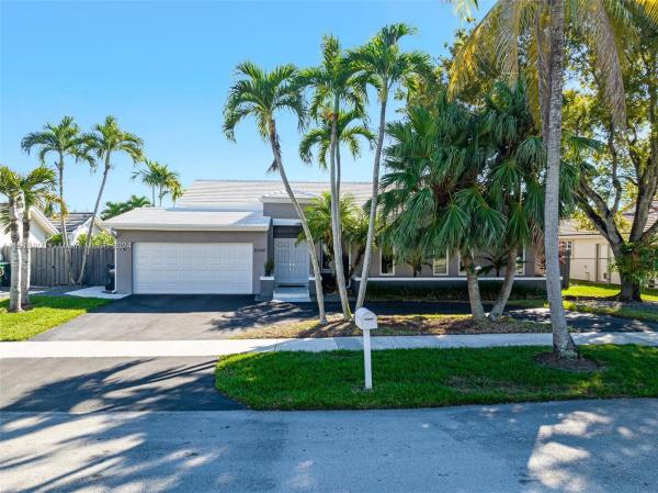 Dadeland Park, 8560 SW 83rd St, Glenvar Heights, Florida 33143, image 3