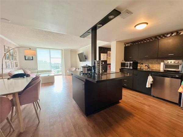 The Aston, 3000 Coral Way #514, Miami, Florida 33145, image 2