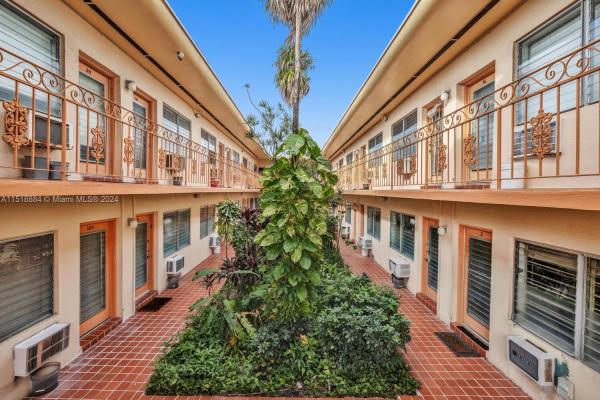 Penn Eleven, 1060 Pennsylvania Ave #4, Miami Beach, Florida 33139, image 2