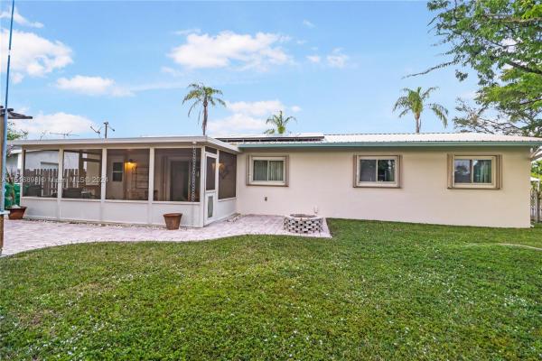 Fairway Estates, 11014 SW 159th Ter, Kendall, Florida 33157, image 2