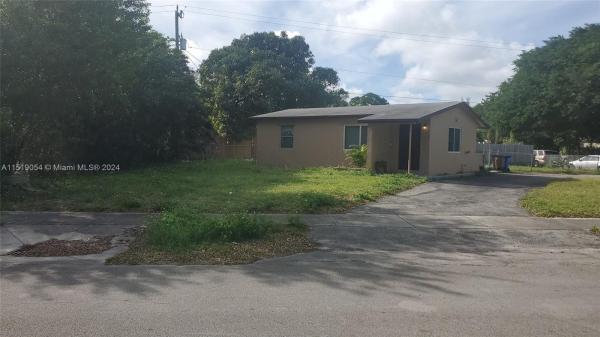 Pompano Beach Highlands, 550 NE 45th Ct, Deerfield Beach, Florida 33064, image 1