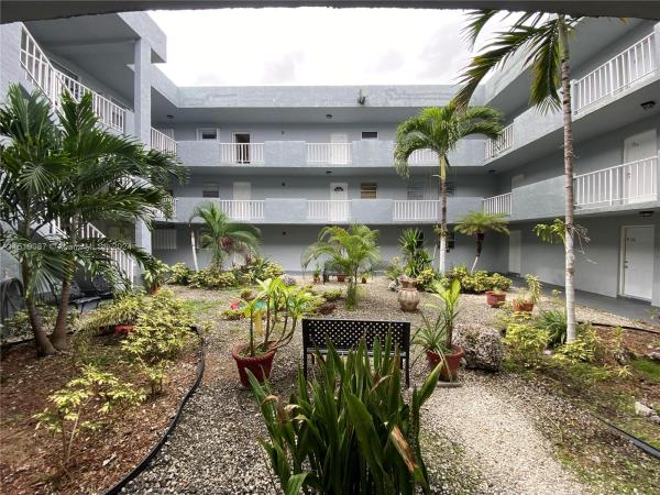 Los Suenos, 1725 W 60 St #120, Hialeah, Florida 33012, image 1