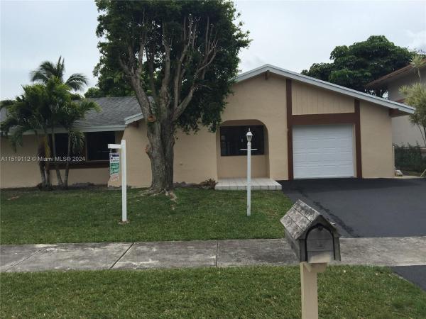 Deerwood, 12720 SW 149th St, Three Lakes, Florida 33186, image 1