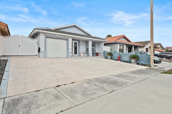 Richards Homes, 8765 NW 111th Ter, Hialeah Gardens, Florida 33018, image 3