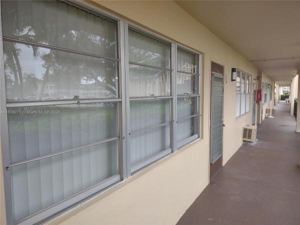 Westbury, 56 Westbury C, Deerfield Beach, Florida 33442, image 3