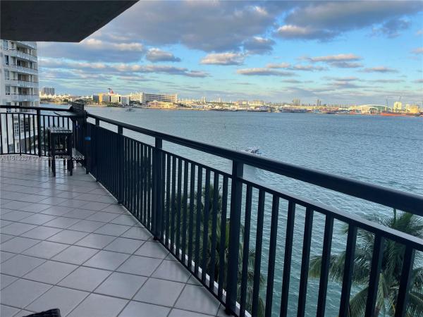 Brickell Key Two, 540 E Brickell Key Dr #832, Miami, Florida 33131, image 3