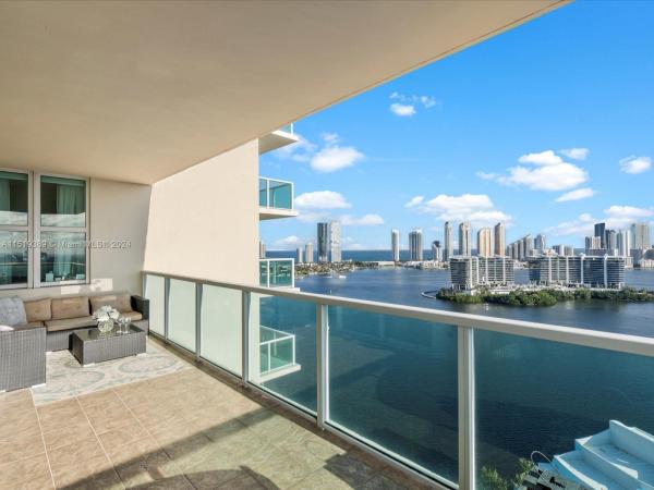 Aventura Marina 2, 3330 NE 190th St #2515, Aventura, Florida 33180, image 2