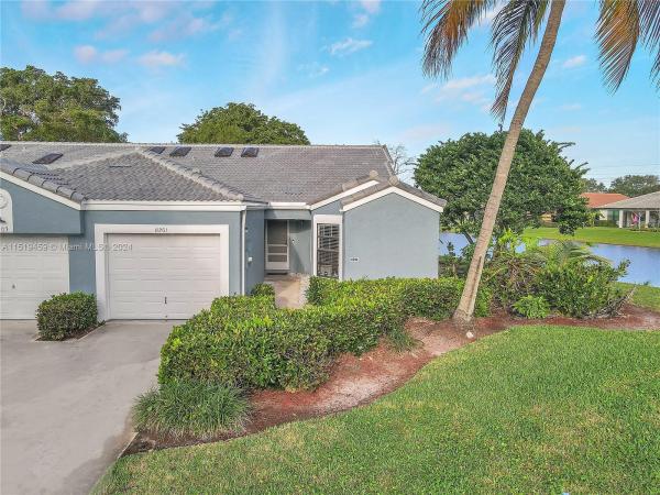 Waterford Town Villas At Woodmont, 8201 Waterford Ave #8201, Tamarac, Florida 33321, image 1