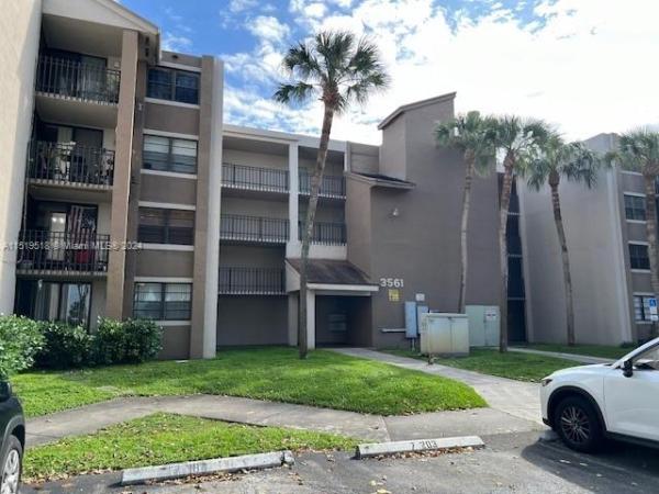 Westbird Village, 3561 SW 117th Ave #7-404, University Park, Florida 33175, image 2