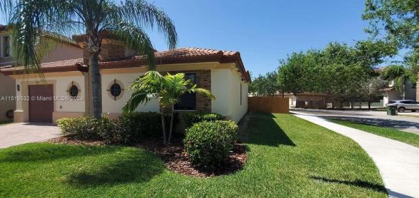 Mallorca At The Vineyards, 528 SE 37th Pl, Homestead, Florida 33033, image 3
