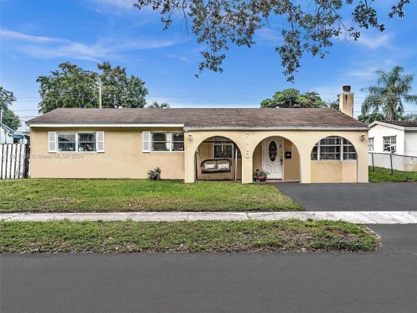 Heritage Homes, 7110 Liberty St, Hollywood, Florida 33024, image 1