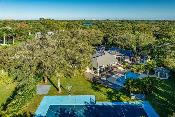 Felix Court, 9050 SW 57th Ave, Pinecrest, Florida 33156, image 1
