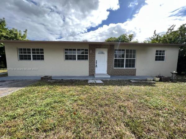 Lake Shore Estates, 3200 NW 18th St, Lauderhill, Florida 33311, image 1