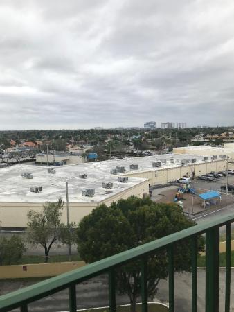 Castillian Club, 9455 W Flagler St #C712, Fountainebleau, Florida 33174, image 3