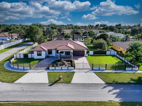 13430 SW 192nd St, Unincorporated Dade County, Florida 33177, image 3