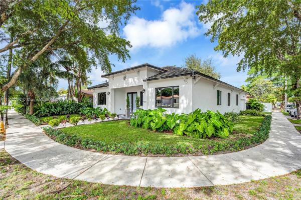 West Flagler Center, 4501 SW 4th St, Miami, Florida 33134, image 1