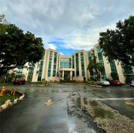 International Towers, 2055 SW 122nd Ave #102, Tamiami, Florida 33175, image 3