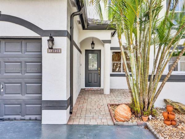 Somerset Cove At Vizcaya, 12858 SW 50th St, Miramar, Florida 33027, image 3