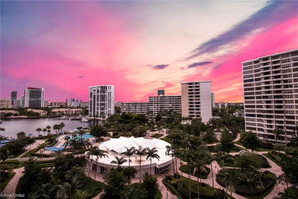 The Olympus Towers, 2500 Parkview Dr #2320, Hallandale Beach, Florida 33009, image 3