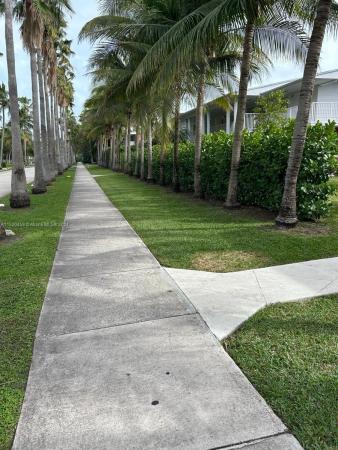 Sunrise Club, 100 Sunrise Dr #16, Key Biscayne, Florida 33149, image 3