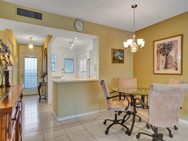 Lauderdale Oaks, 2801 NW 47th Ter #310A, Lauderdale Lakes, Florida 33313, image 1