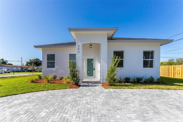 Boulevard Heights, 200 N 66th Ave, Hollywood, Florida 33024, image 2