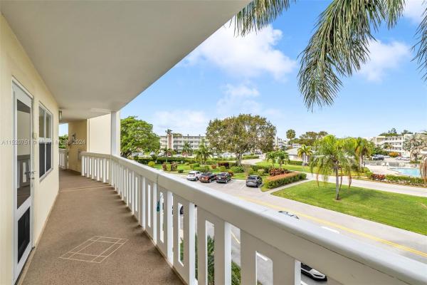 Grantham, 313 Grantham A, Deerfield Beach, Florida 33442, image 3