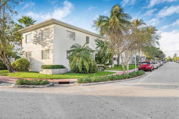 Winds Of Nobe, 8300 Crespi Blvd #2, Miami Beach, Florida 33141, image 1