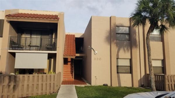 Park Lake Village, 320 W Park Dr #202-9, Fountainebleau, Florida 33172, image 1