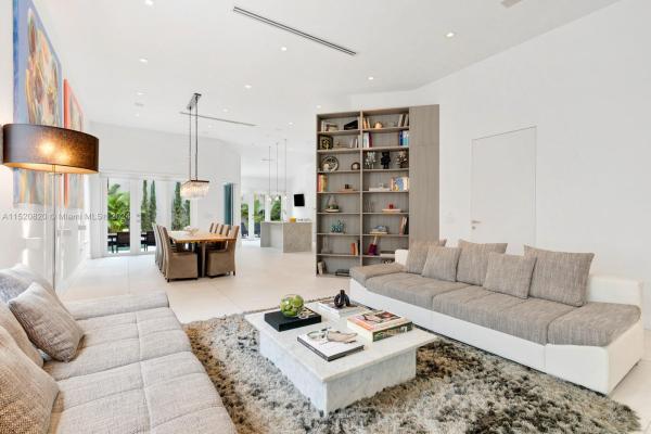 Golden Gate Estates & Marina, 19465 39th Ave, Sunny Isles Beach, Florida 33160, image 3