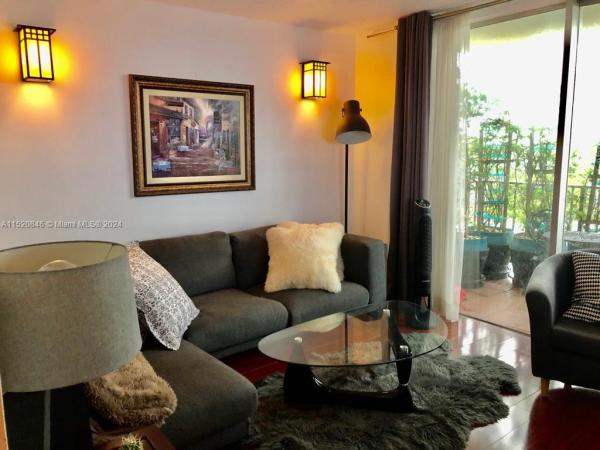 3 Horizons North, 1470 NE 125th Ter #710, North Miami, Florida 33161, image 1