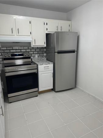 Capri Gardens, 11905 NE 2nd Ave #C201, North Miami, Florida 33161, image 2