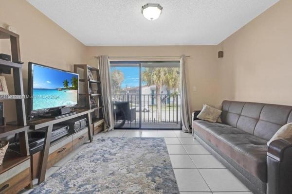 Villa Bellini, 7012 NW 179th St #208, Hialeah, Florida 33015, image 3