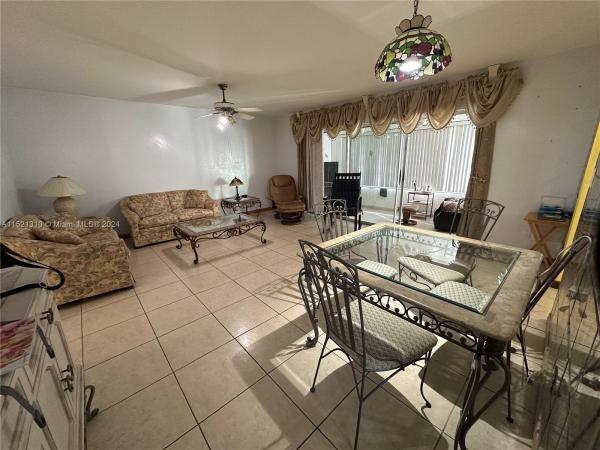 Green Hills Park West, 11394 SW 171st St #22333C, West Perrine, Florida 33157, image 1