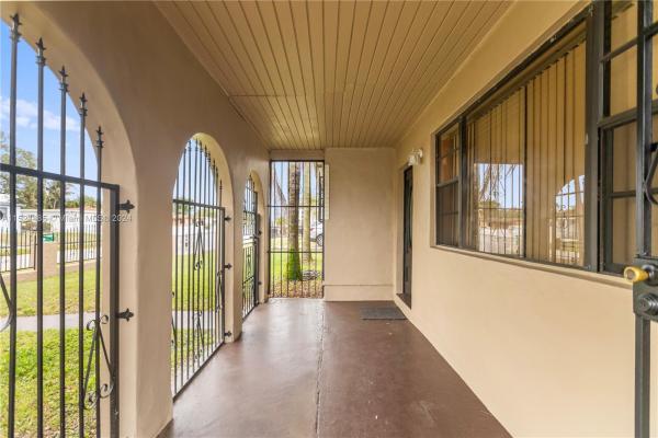 Westwood Manor Estates, 2450 NW 170th Ter, Miami Gardens, Florida 33056, image 3