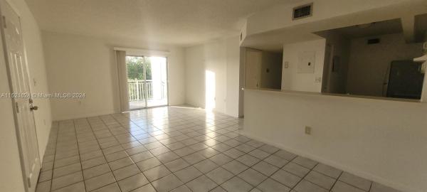 Le Club At Old Cutler, 8580 SW 212th St #301, Cutler Bay, Florida 33189, image 1