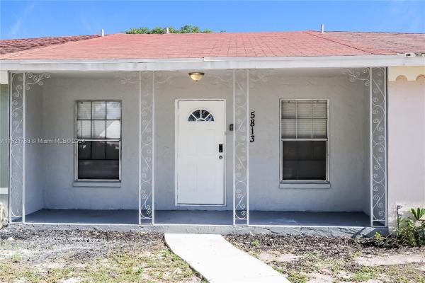 Villa Del Trio, 5813 S 38th St, Greenacres, Florida 33463, image 1