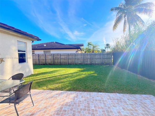 14770 SW 35th Ln, Unincorporated Dade County, Florida 33185, image 3