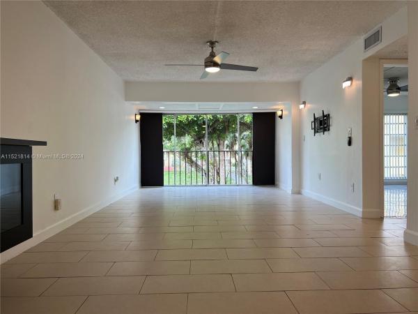 Parkview, 9260 Fontainebleau Blvd #202, Fountainebleau, Florida 33172, image 1