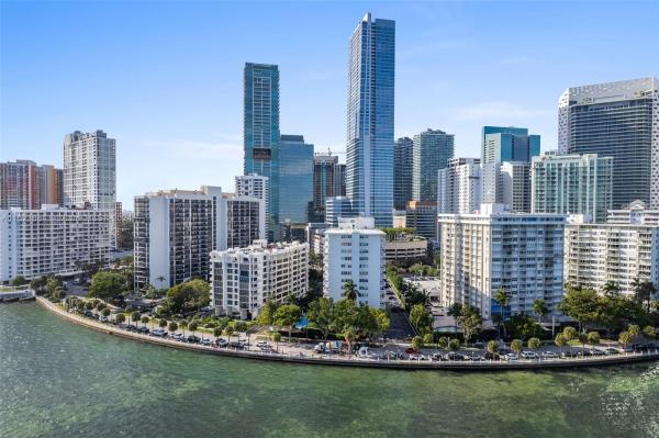 Point View, 1430 Brickell Bay Dr #302, Miami, Florida 33131, image 3