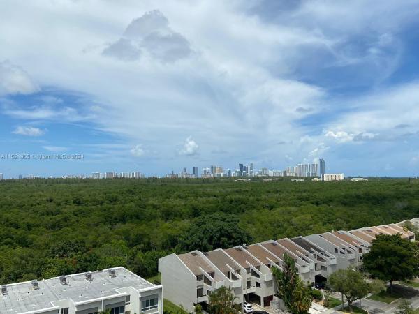 Waterside Towers, 2450 NE 135th St #1012, North Miami, Florida 33181, image 1